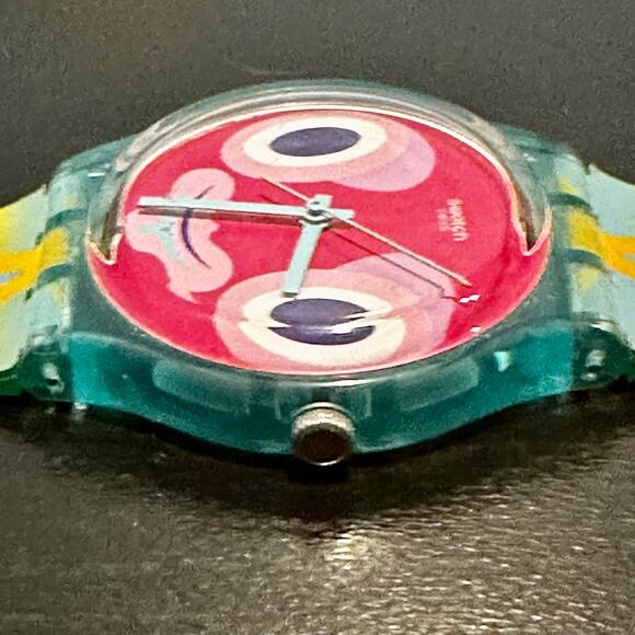 Super Fun, Vintage and Rare Mr. Bubbly Swatch!